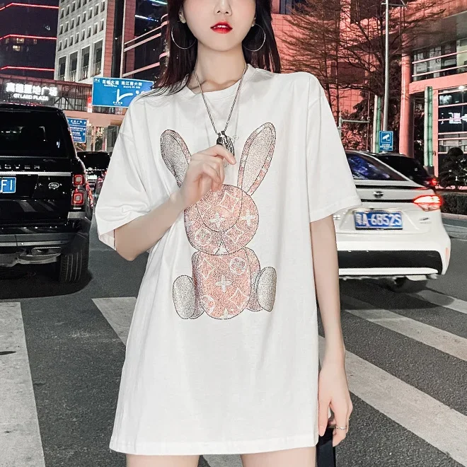 Shirts - เสื้อยืดลำลองฤดูร้อนสำหรับผู้หญิง: เสื้อยืดแขนสั้นพิมพ์ลายการ์ตูนเพชร สำหรับใส่ทำงานและใส่ในชีวิตประจำวัน